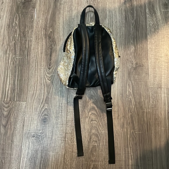 Mini backpack - Picture 2 of 4